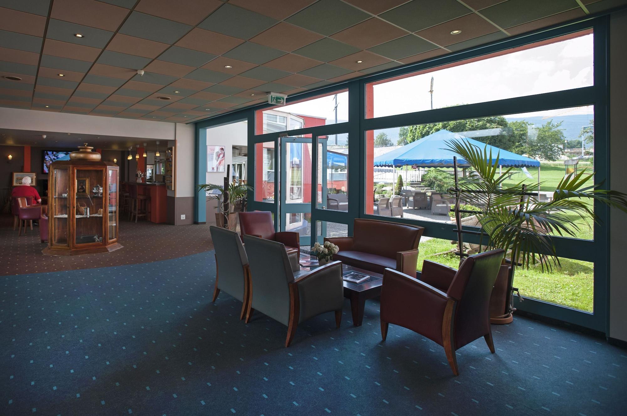Ibis 3 Lacs Neuchatel Thielle Екстер'єр фото