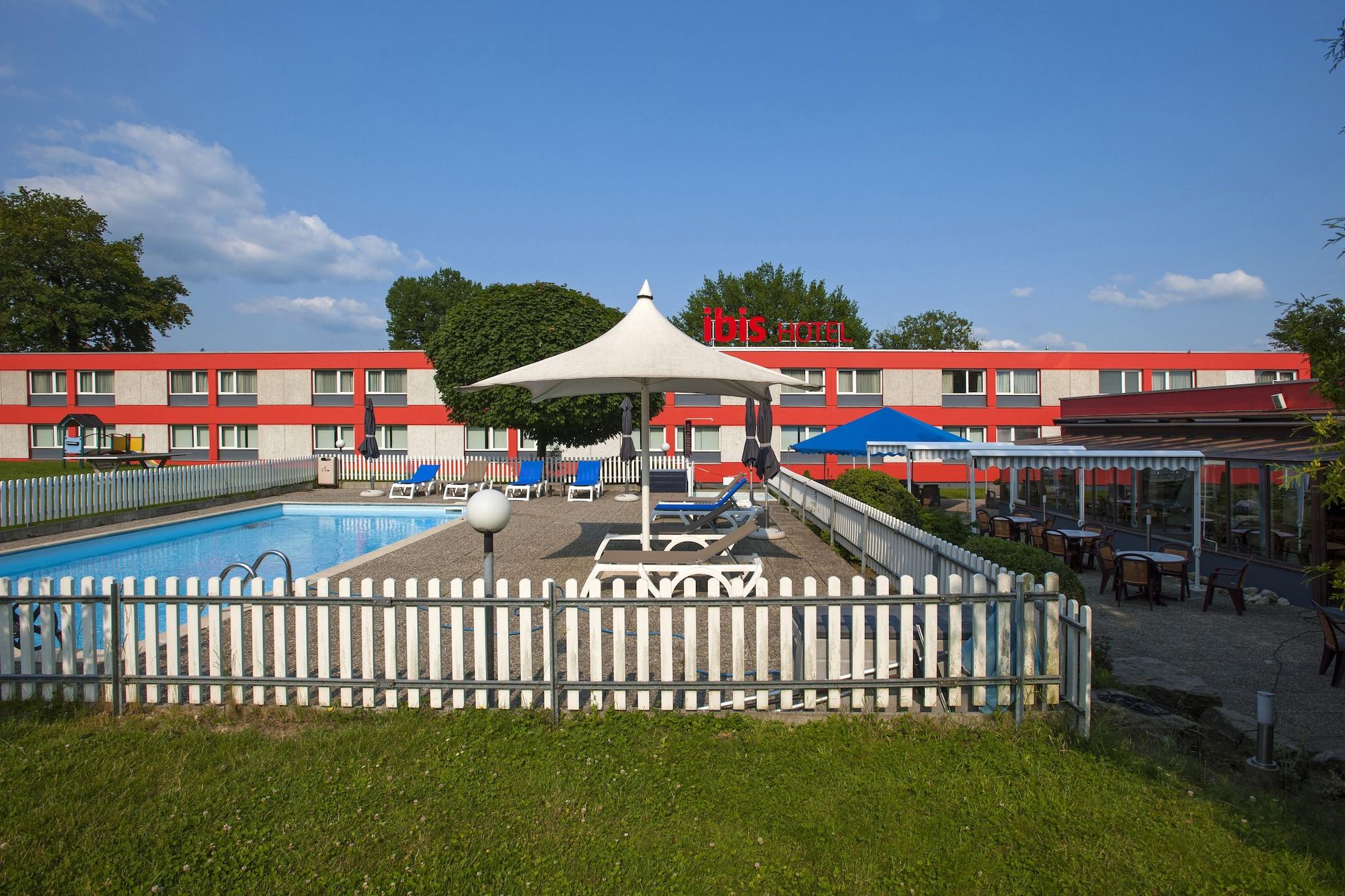Ibis 3 Lacs Neuchatel Thielle Екстер'єр фото